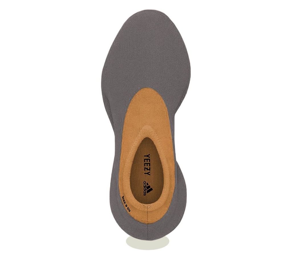 KICKS: NEW #ADIDAS X #KANYEWEST “YEEZY KNIT RUNNER” STONE&nbsp;CARBON