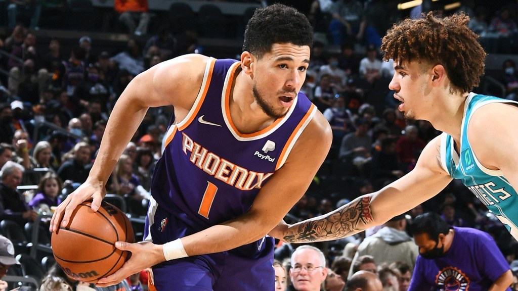 SPORTS: HORNETS AND THE SUNS GO AT IT IN THE&nbsp;DESERT.
