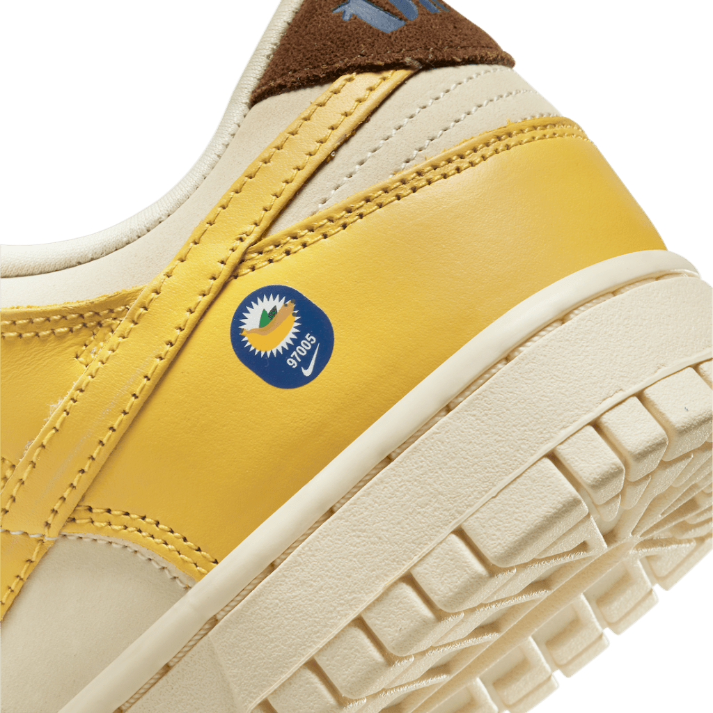 KICKS: NEW #NIKEDUNK LOW “BANANA” DETAILED #SNEAKER&nbsp;IMAGES.