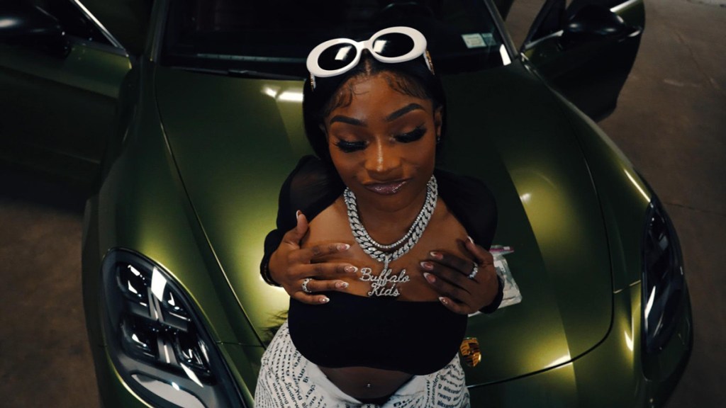 NEW VISUALS: ARMANI CAESAR FT: BENNY THE BUTCHER & STOVE GOD COOKS “HUNNIT DOLLA&nbsp;HICCUP”