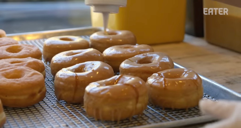 FOOD: NEW EATER FT: FAN-FAN&nbsp;BAKERY