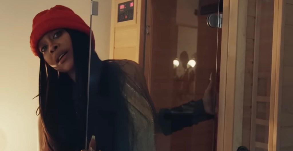 LIFESTYLE: #VOGUE INSIDE #ERYKAHBADU HOME&nbsp;STUDIO!!