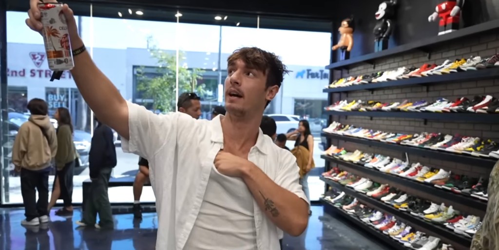 KICKS: NEW COOL KICKS FT: #BRYCEHALL SNEAKER&nbsp;SHOPPING!!