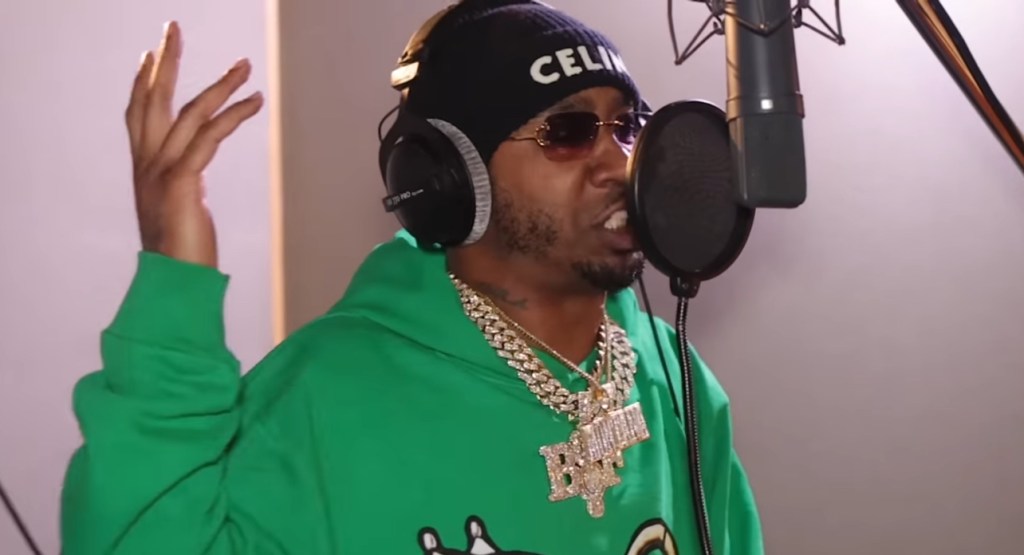 HIP HOP: BENNY THE BUTCHER & CHELLO FREESTYLE ON COSMIC&nbsp;KEV