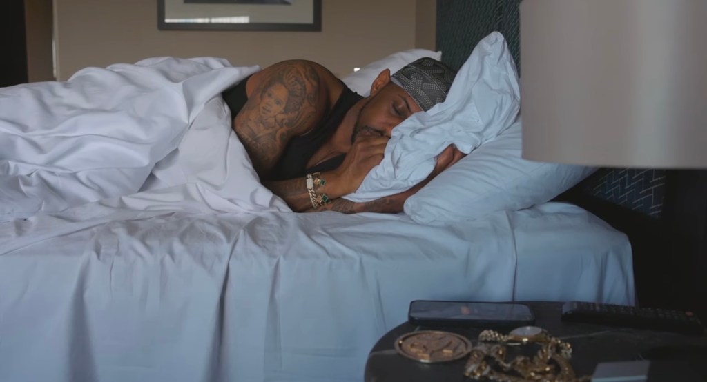 NEW VISUALS: #FABOLOUS “SNOOZE FREESTYLE”