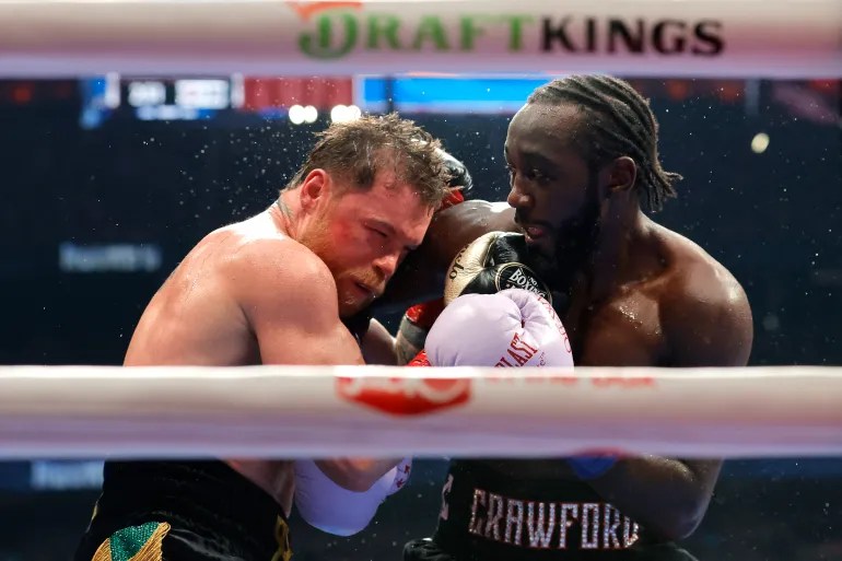 SPORTS: #TERENCECRAWFORD BEATS&nbsp;#CANELOALVAREZ