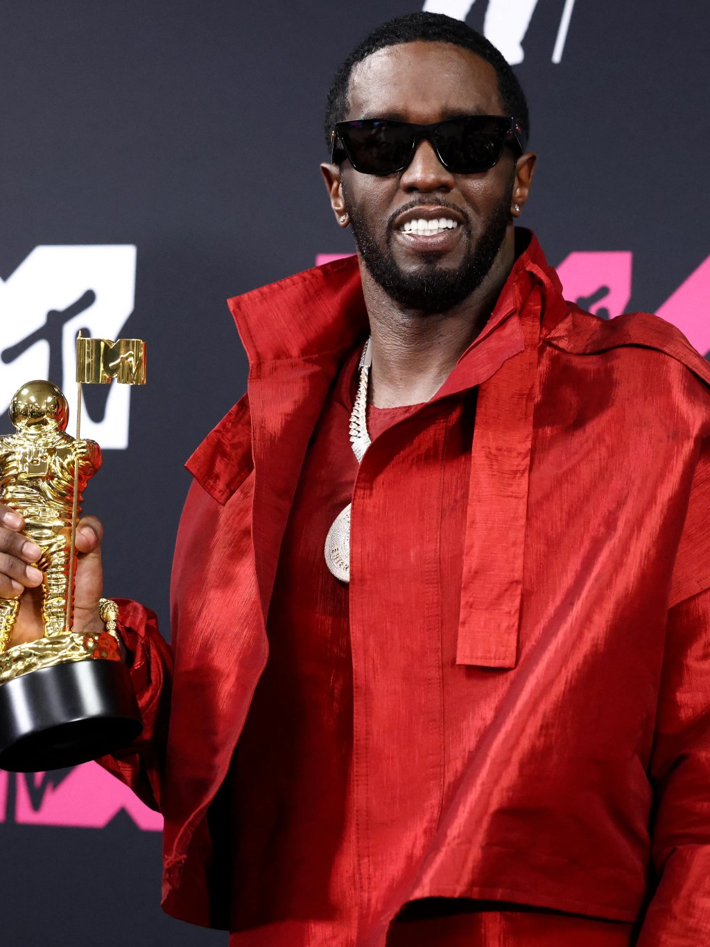 LIFESTYLE: #SEANDIDDYCOMBS SPOTTED ON THE&nbsp;YARD