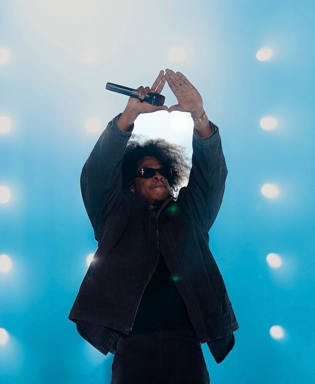 MUSIC: JAYZ TAKES OVER PHILLY!!